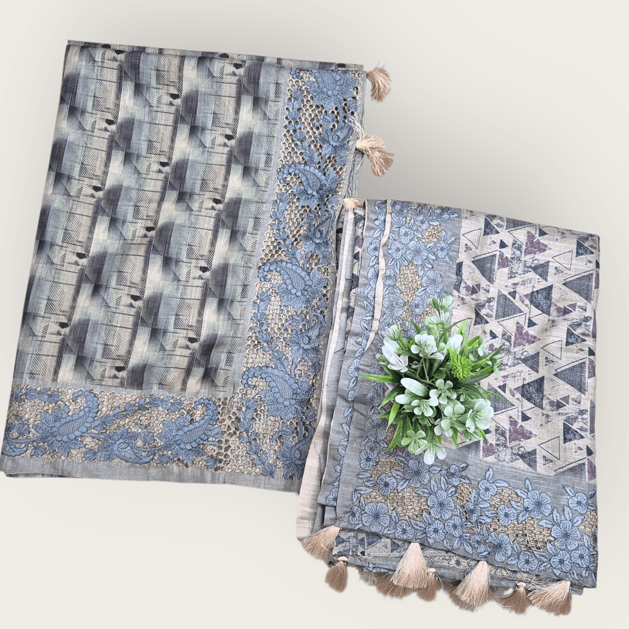 Abstract Print and Contrast Bandhani Pallu  Semi Tussar Saree